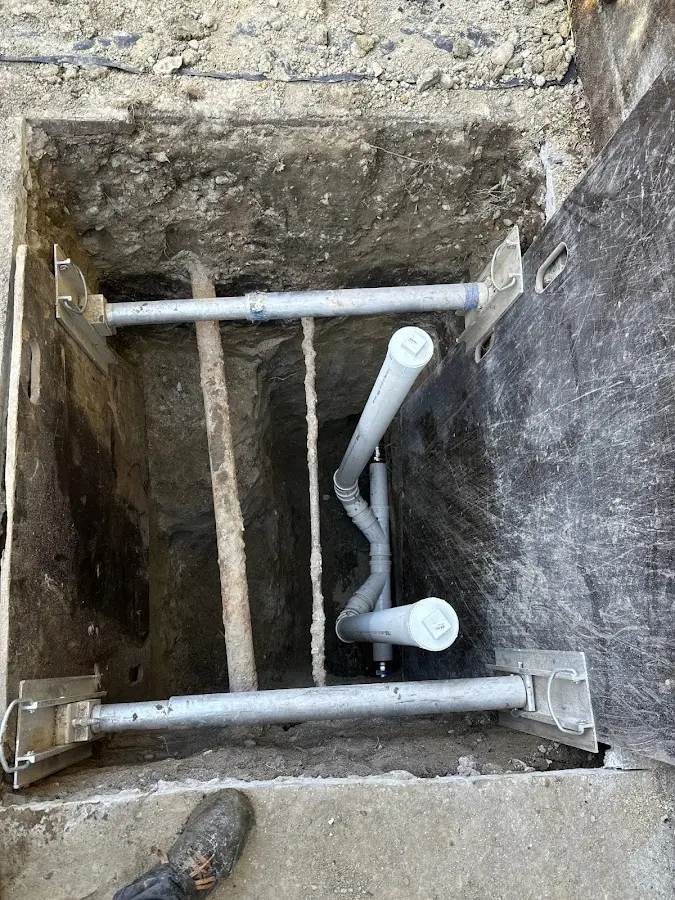 Experienced plumber completing Drain Cleaning work in Butler Beach
